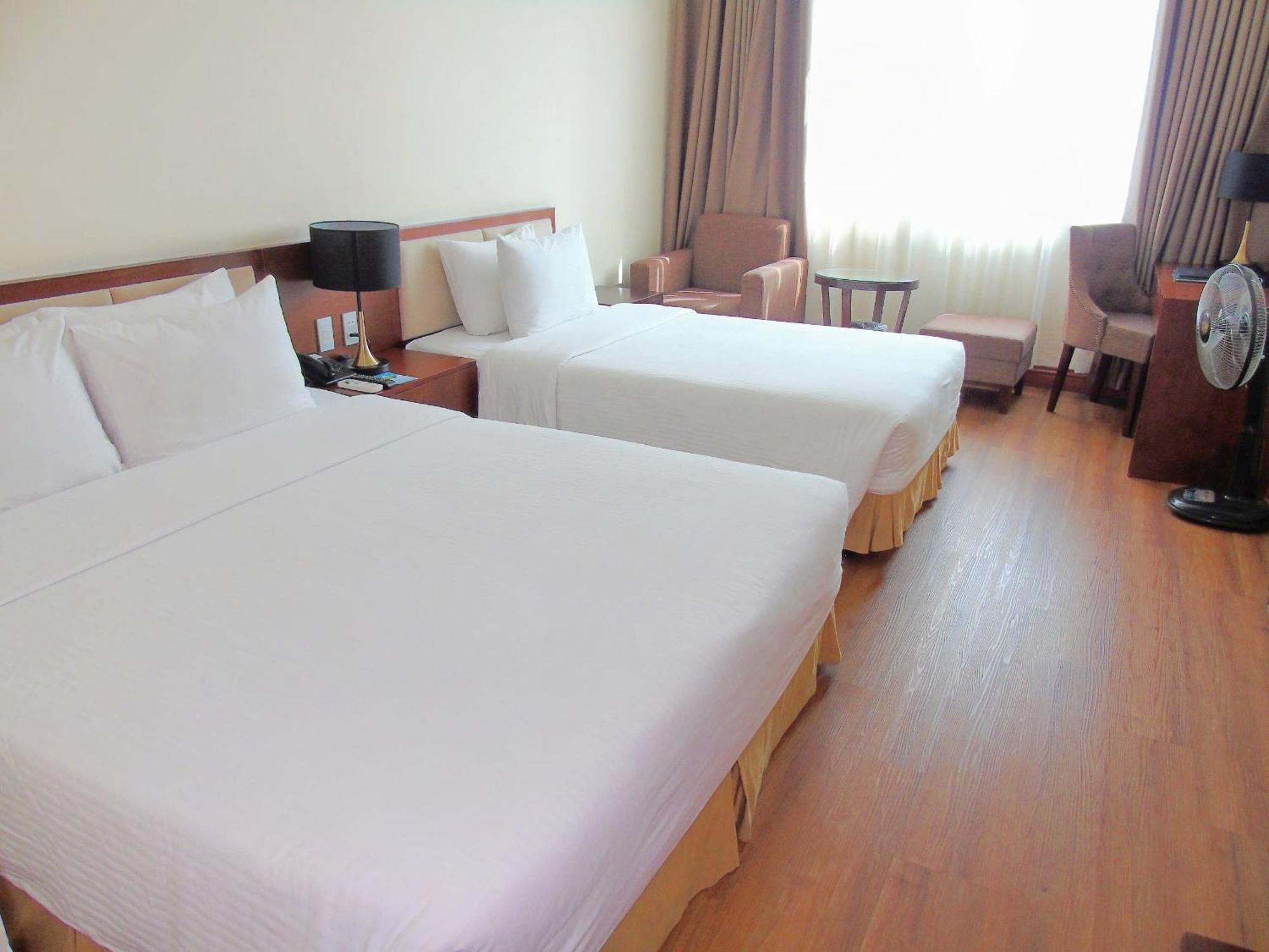 Muong Thanh Vinh Hotel Exterior foto