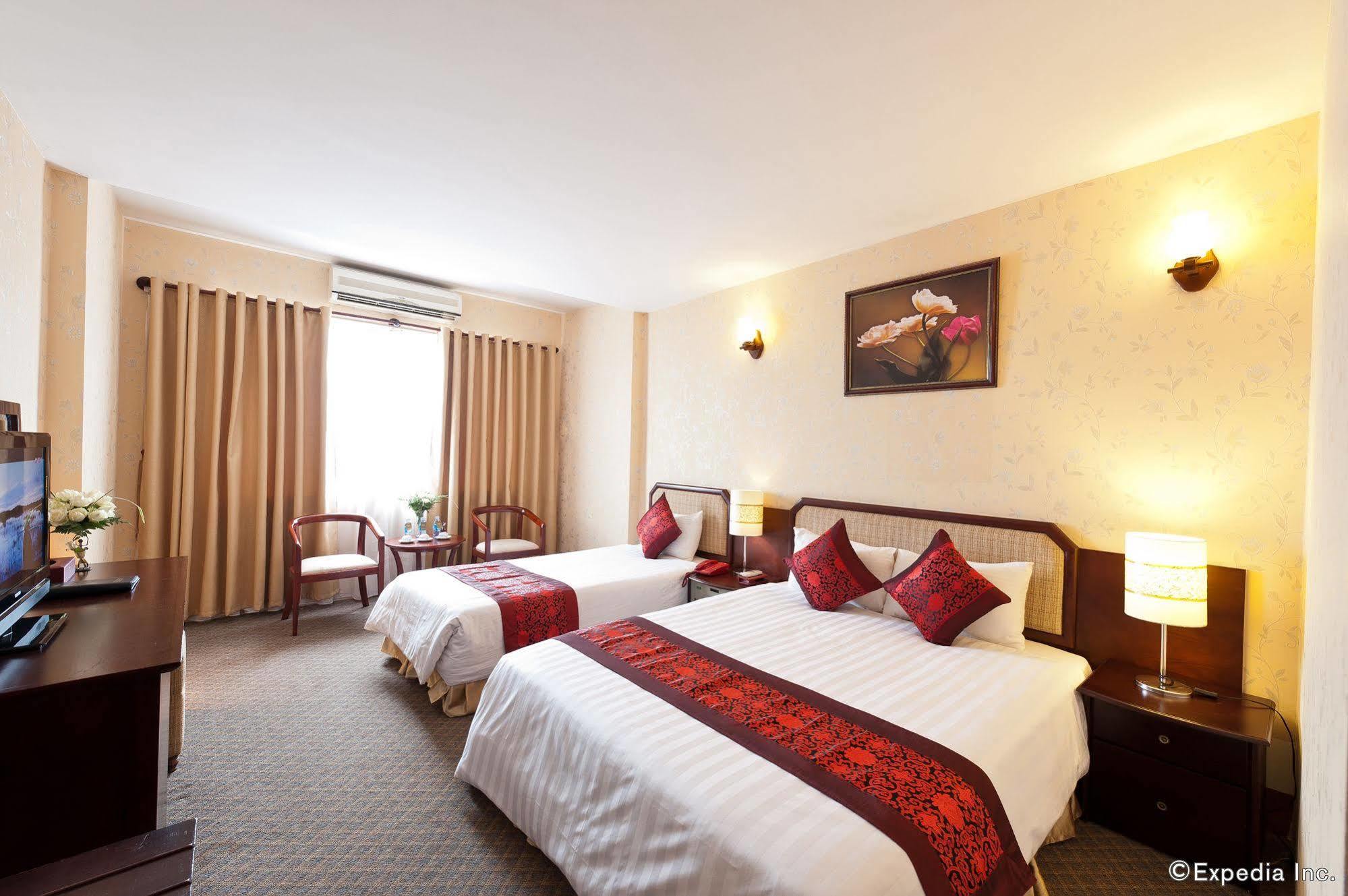 Muong Thanh Vinh Hotel Exterior foto
